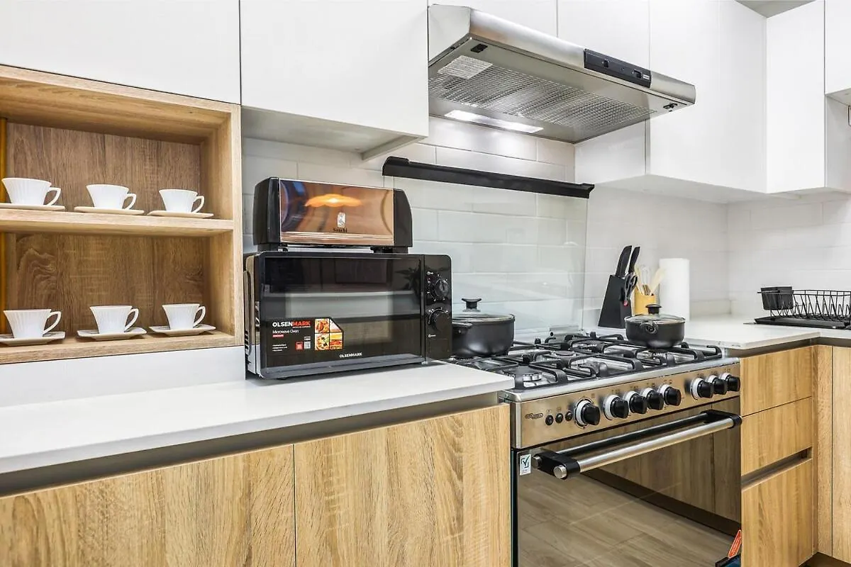 First Class 2Br Sleek Urban Oasis Dubai 0*,