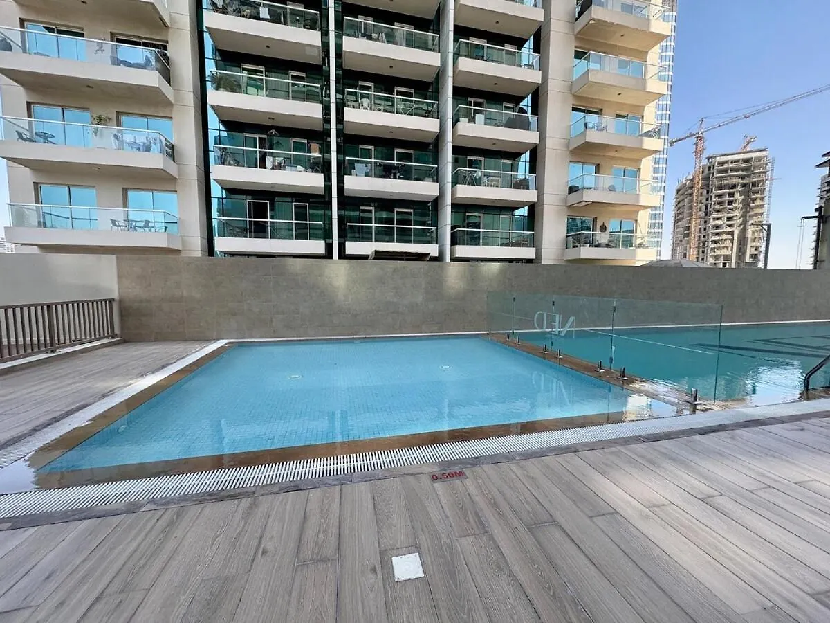 First Class 2Br Sleek Urban Oasis Dubai